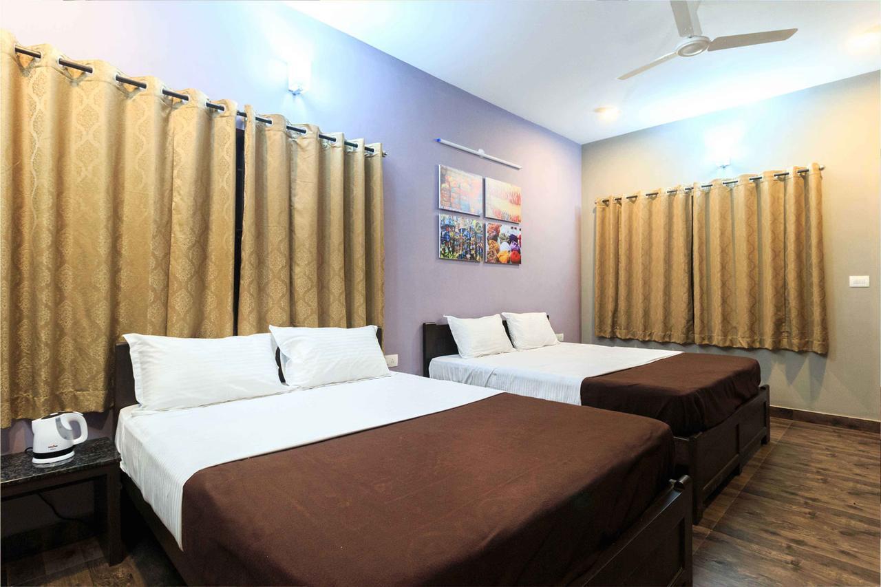 Karkera Comforts Hotel Madikeri Exterior foto